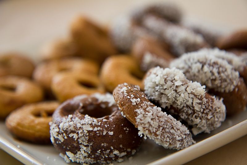 almond flour donuts
