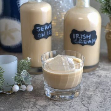 baileys irish cream in bottles