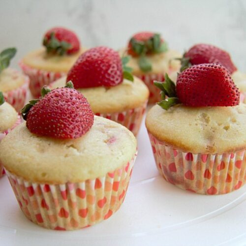 almond flour muffins with strawberries