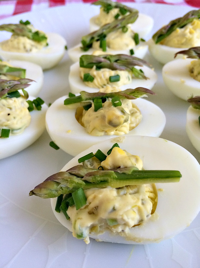 Asparagus Stuffed Eggs - Divalicious Recipes