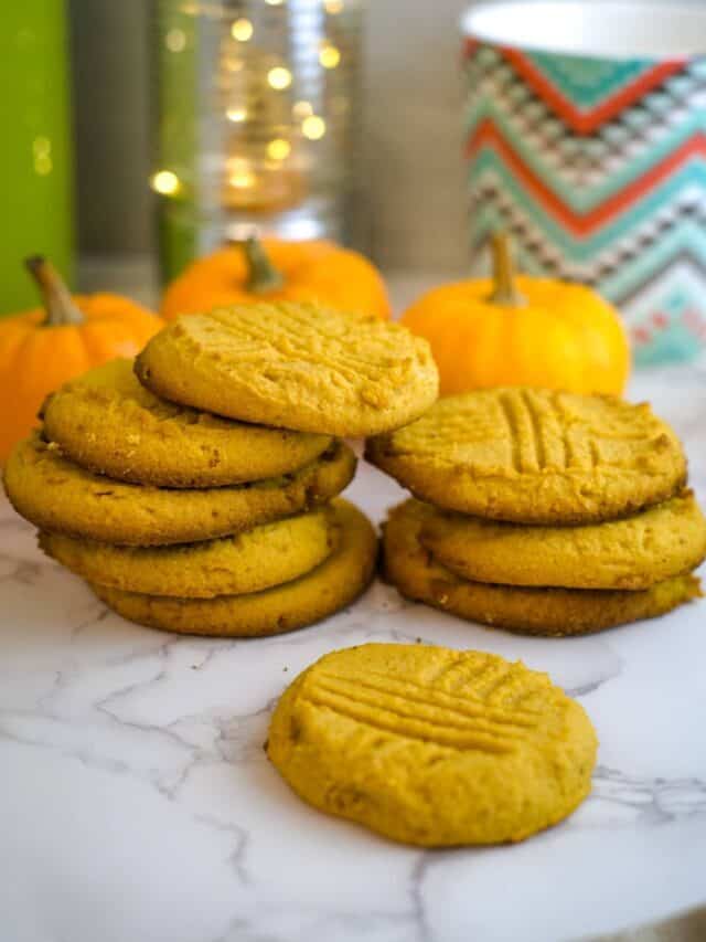 Keto Pumpkin Cream Cheese Cookies