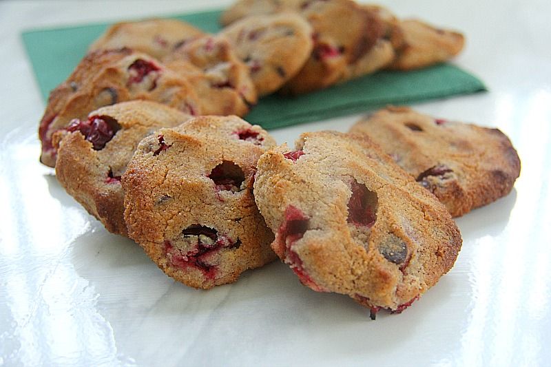 Cranberry Chocolate Chip Cookies - Divalicious Recipes