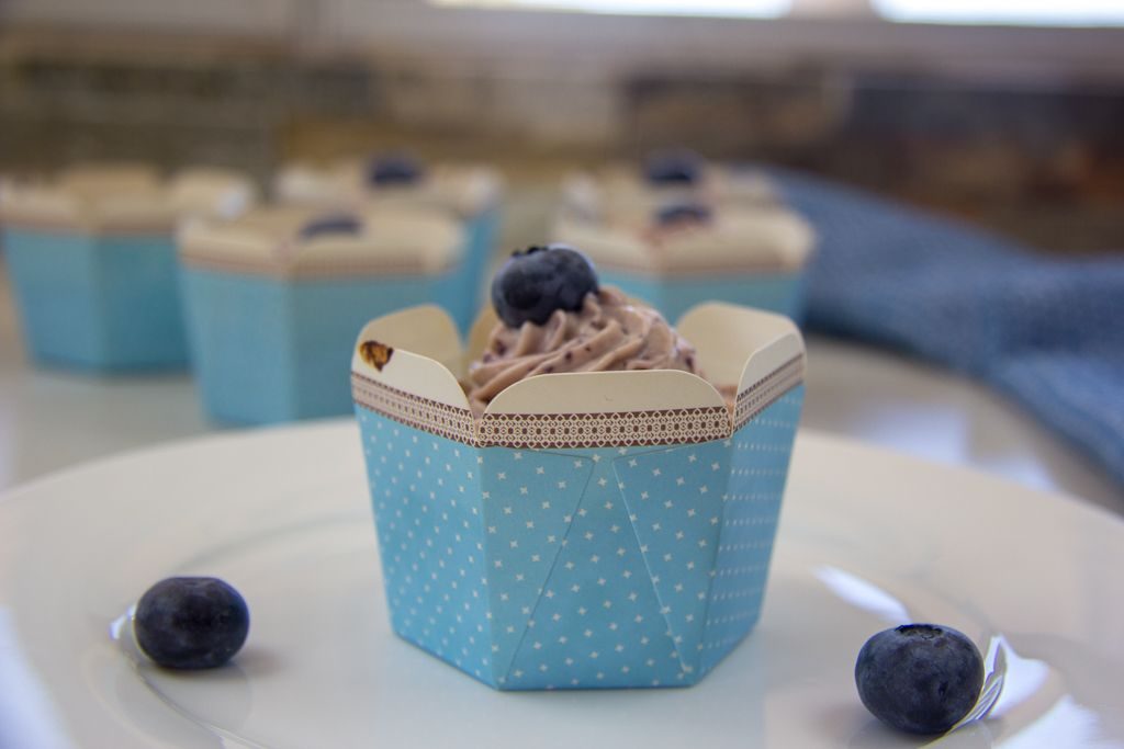 blueberry cupcake