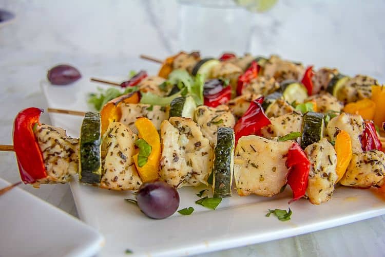 chicken vegetable Greek kebabs