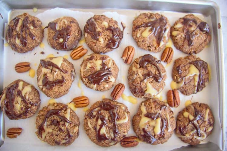 pecan chocolate chip cookies