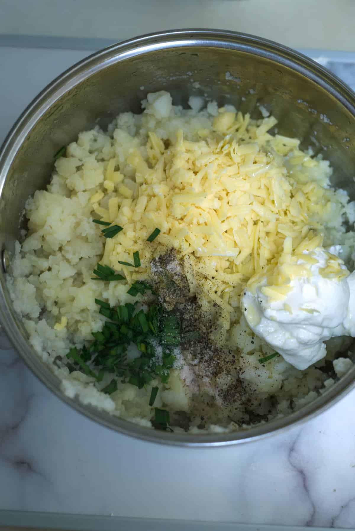 mashing cauliflower