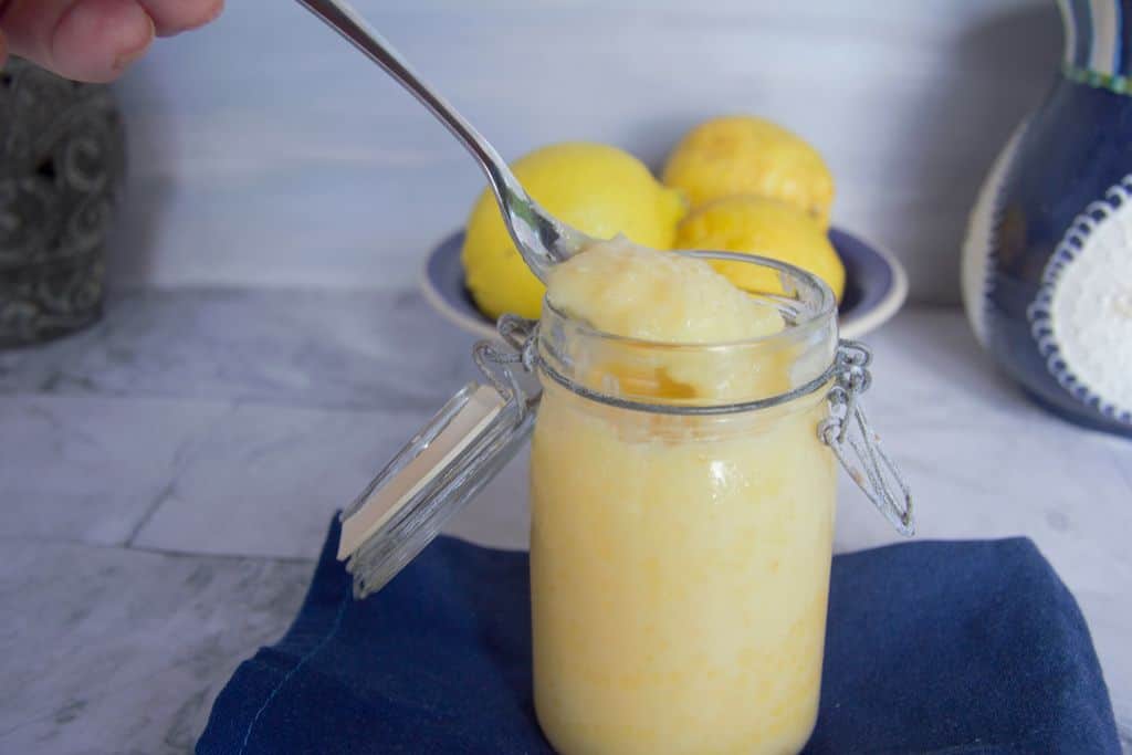 sugar free lemon curd in a jar
