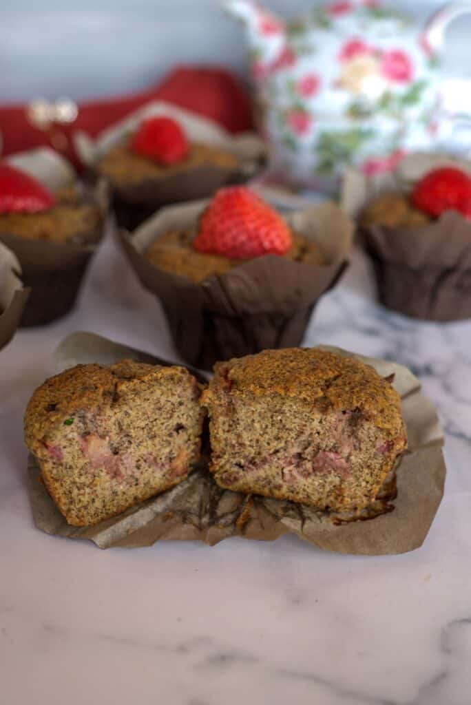 muffins made with flaxseed and strawberries