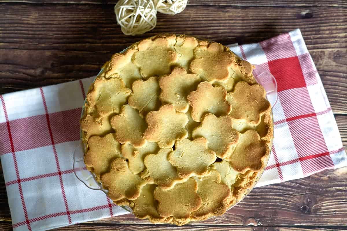 Keto Apple Pie - Divalicious Recipes