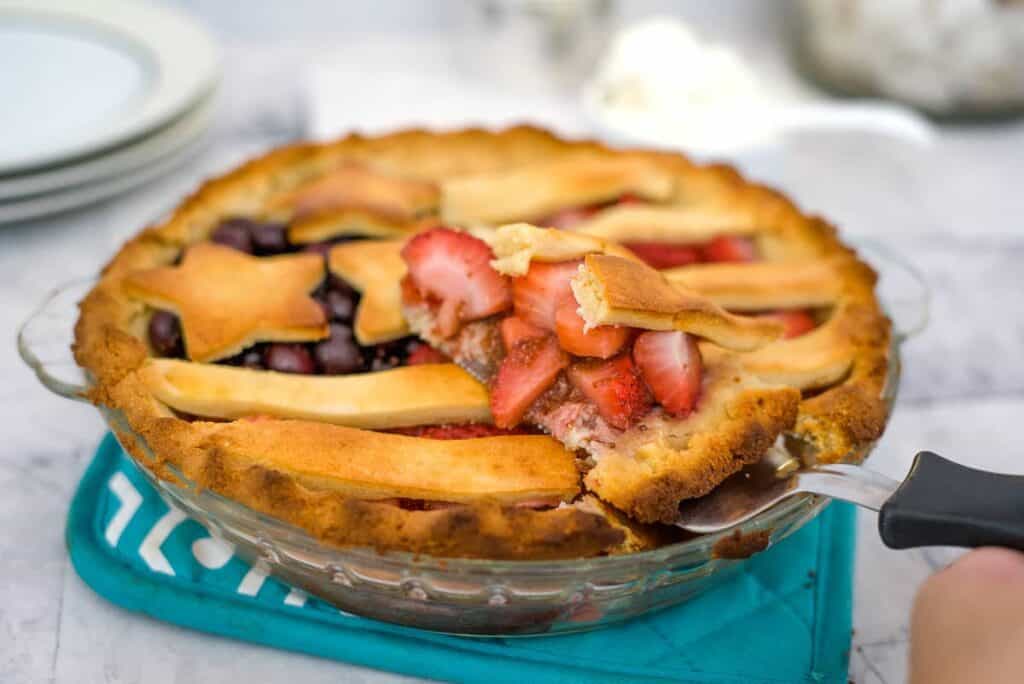 strawberry blueberry pie 