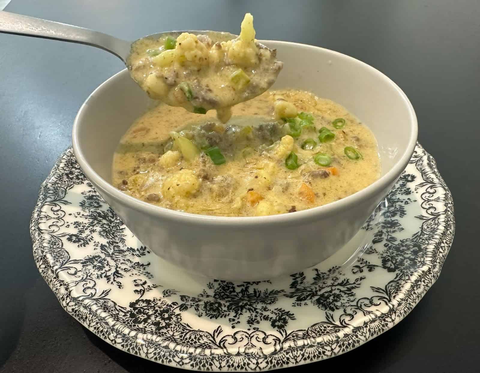 Keto Cheeseburger Soup